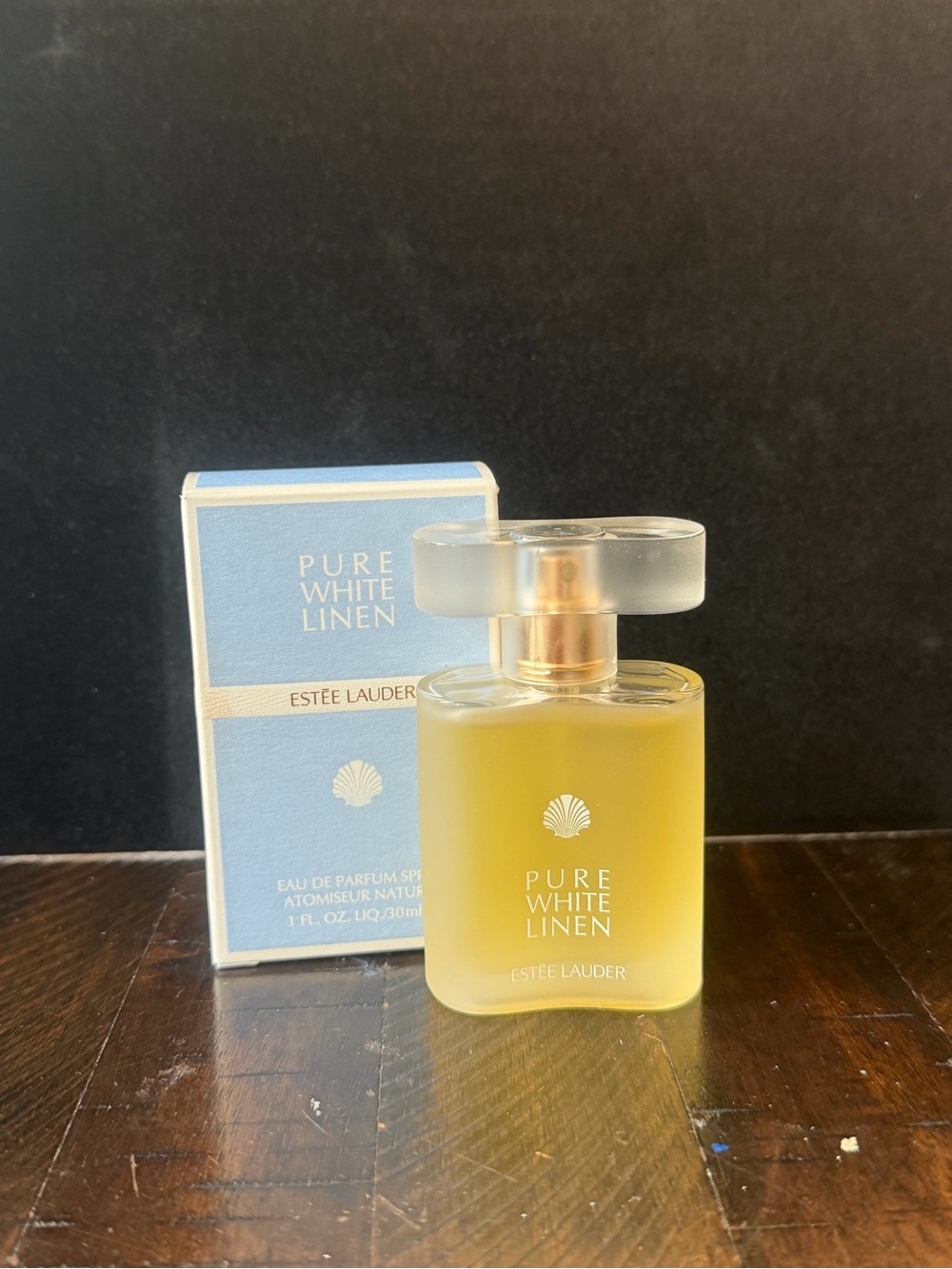 Estēe Lauder Pure White Linen 1.0oz Perfume Bottle (DISCONTINUED)